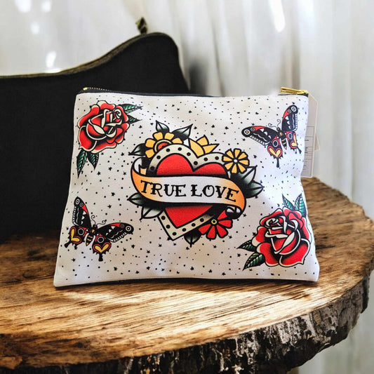 Trousse A Maquillage Tattoo old school coeur tatouage papillon