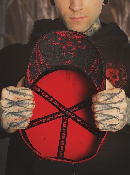 Casquette HELLBAT rouge et noir chauve souris démoniaque