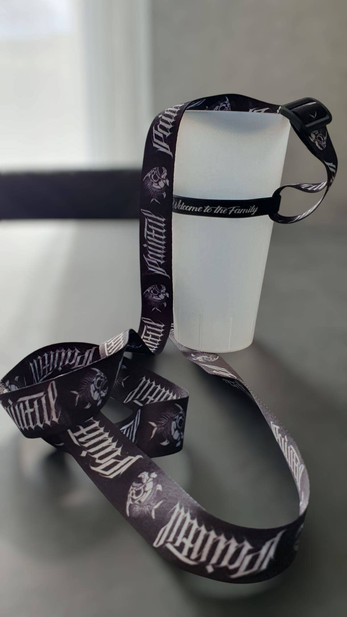 Tour de cou porte gobelet Festival