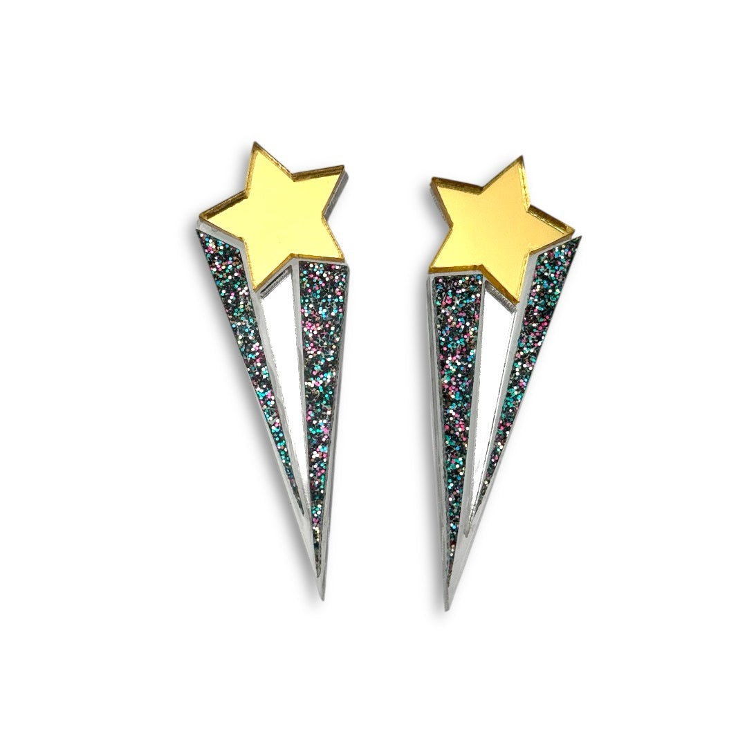Boucles d'oreilles étoiles en plexiglas avec détails pailletés - Cosmic Trail