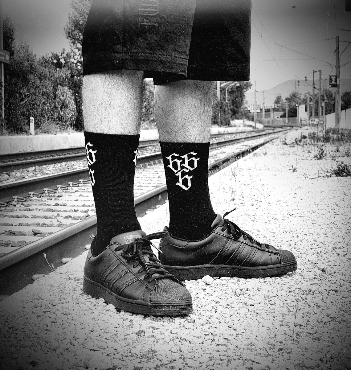 Chaussette Hyraw 666 noir et blanche